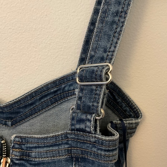 New with tags Guess Brigitte denim jumpsuit - Picture 9 of 16